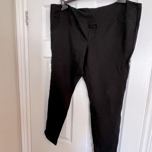 NWT - H&M Maternity Treggings - black colour size XXL